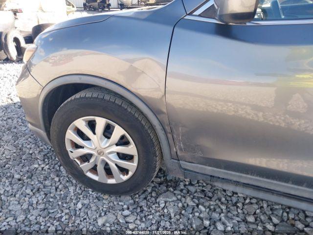 Nissan Rogue S Image 7