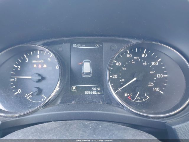 Nissan Rogue S Image 8