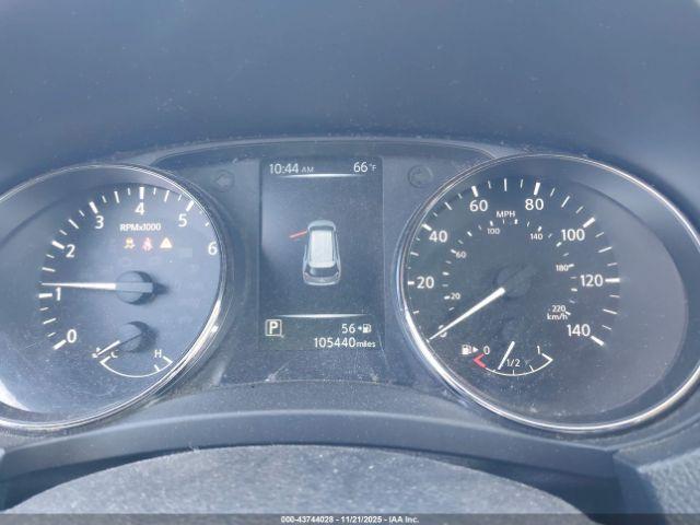 Nissan Rogue S Image 8