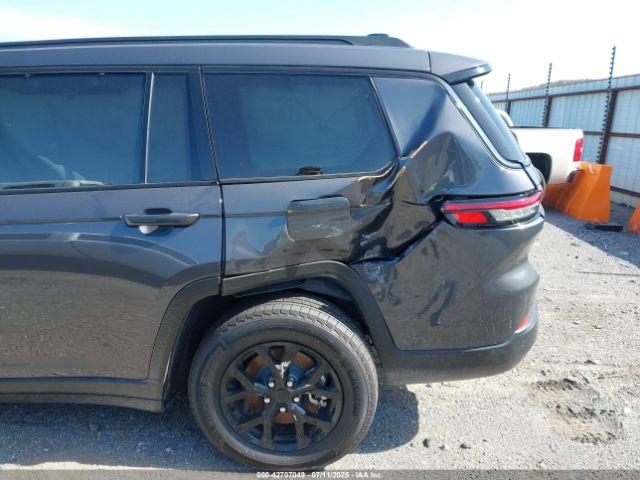 Jeep Grand Cherokee Altitude X 4x4 Image 15