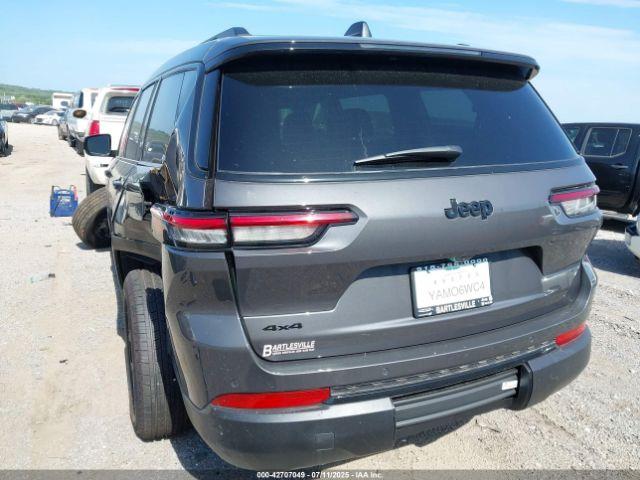 Jeep Grand Cherokee Altitude X 4x4 Image 13