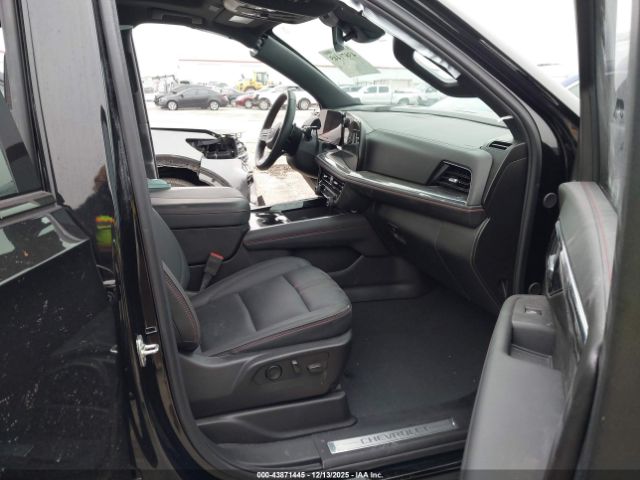 Chevrolet Tahoe Rst Image 7