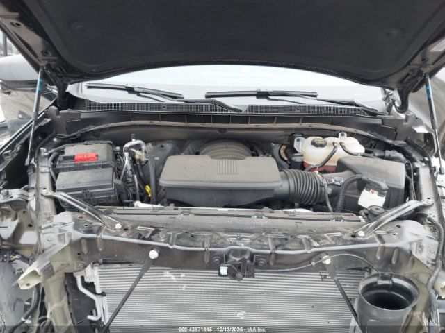 Chevrolet Tahoe Rst Image 16