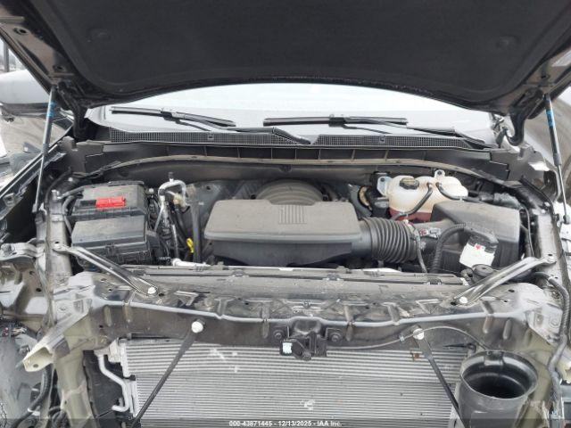 Chevrolet Tahoe Rst Image 16