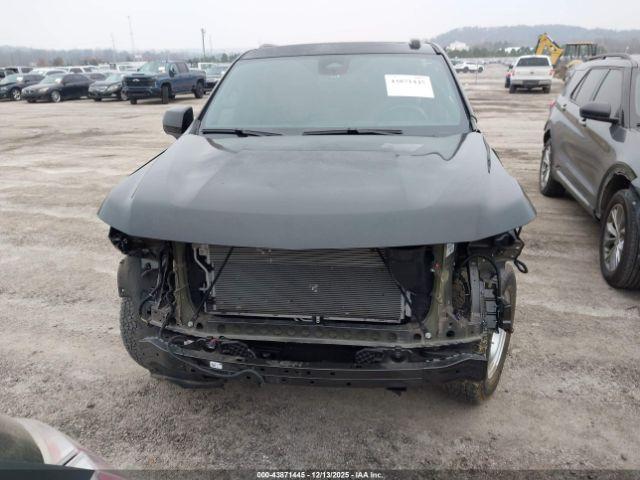 Chevrolet Tahoe Rst Image 13