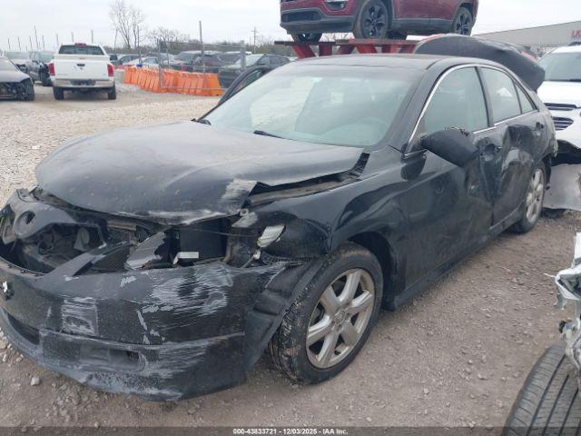 Toyota Camry Se Image 6