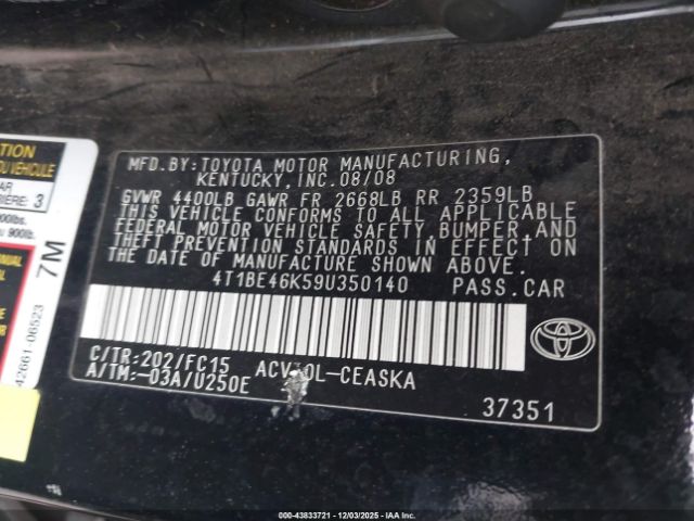 Toyota Camry Se Image 9