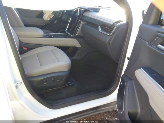 GMC Acadia Fwd Elevation Image 6