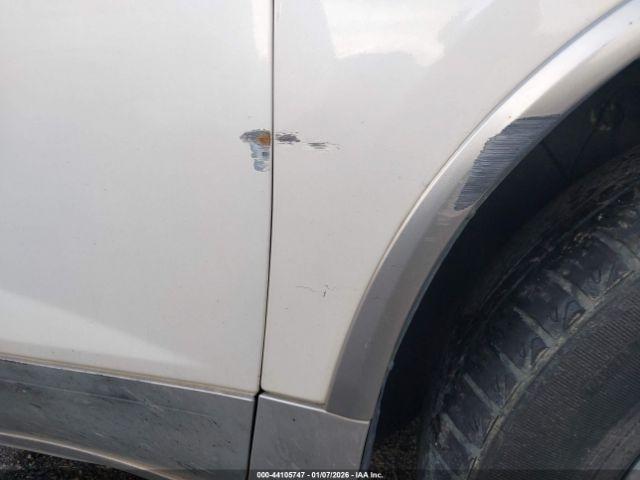 Buick Enclave Leather Image 2