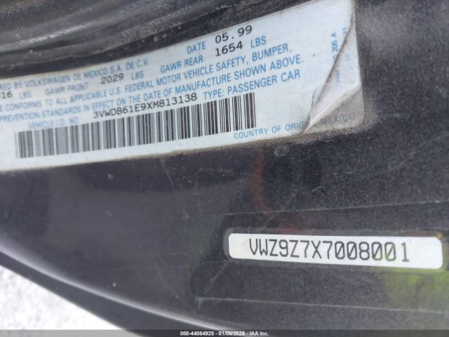 Volkswagen Cabrio Gls Image 6