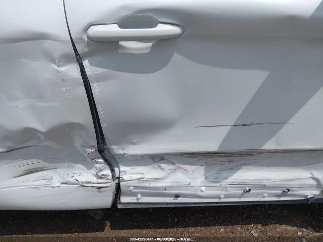 Toyota Highlander Hybrid Xle Bronze Edition Image 14