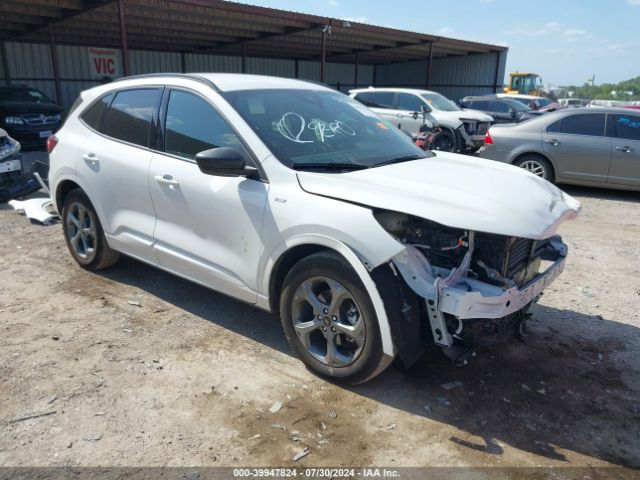 Ford Escape St-line Image 1