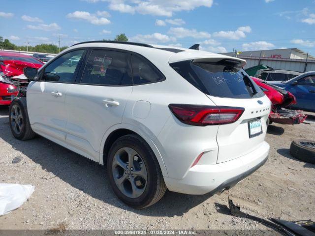 Ford Escape St-line Image 8