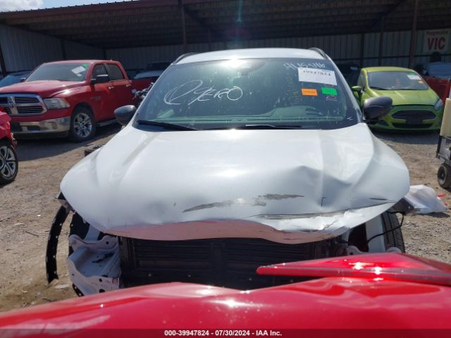 Ford Escape St-line Image 16