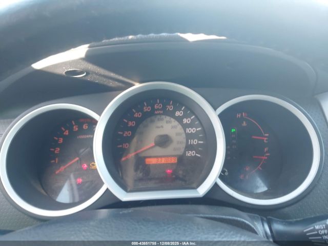 Toyota Tacoma Base V6 Image 8