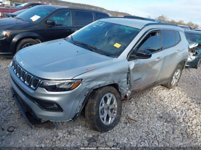 Jeep Compass Latitude 4x4 Image 16