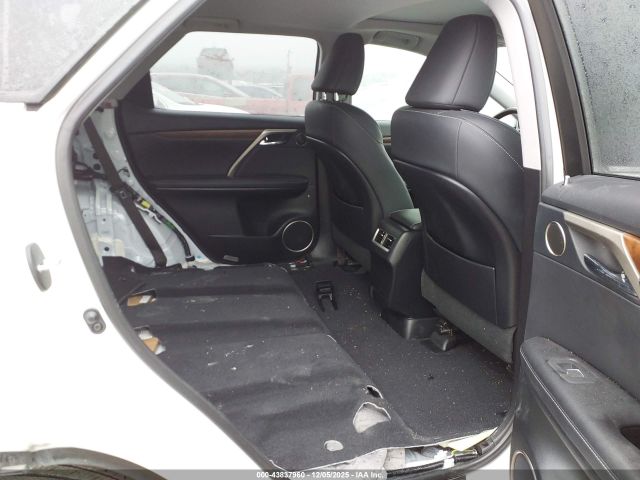 Lexus RX Image 14