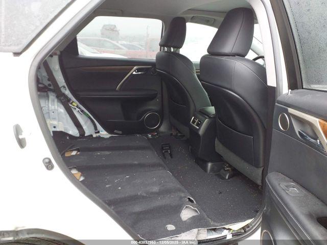 Lexus RX Image 14