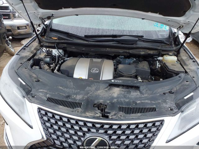 Lexus RX Image 13