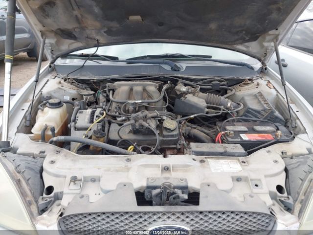 Ford Taurus Se Image 11