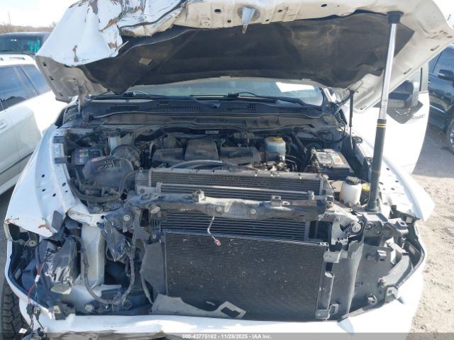 Ram 2500 Laramie Image 9