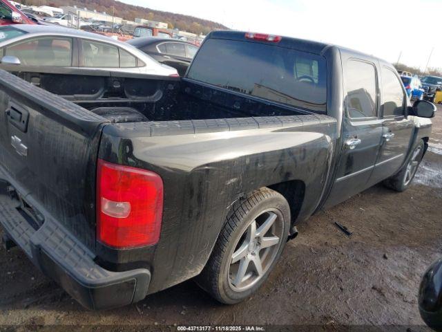 Chevrolet Silverado 1500 Ls Image 7