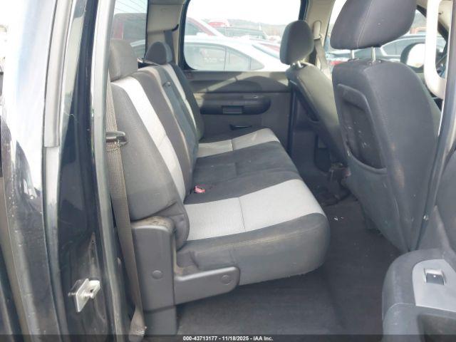 Chevrolet Silverado 1500 Ls Image 15