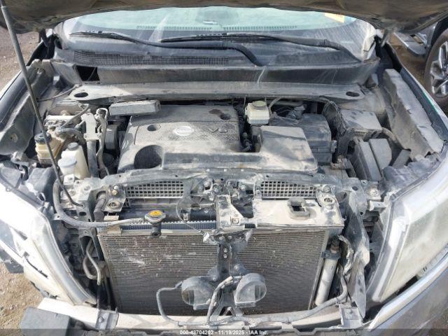 Nissan Pathfinder S Image 11