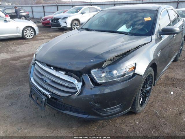 Ford Taurus Sel Image 12