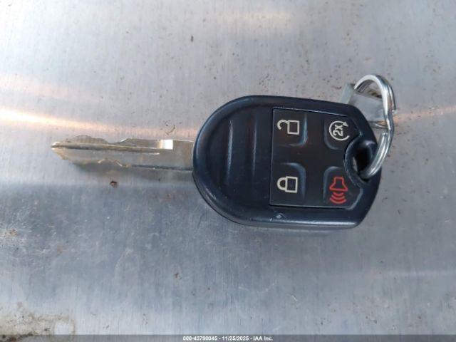 Ford F-150 Lariat Image 12