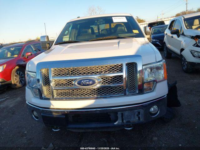Ford F-150 Lariat Image 11