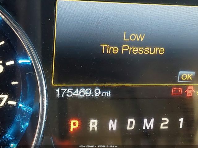 Ford F-150 Lariat Image 19