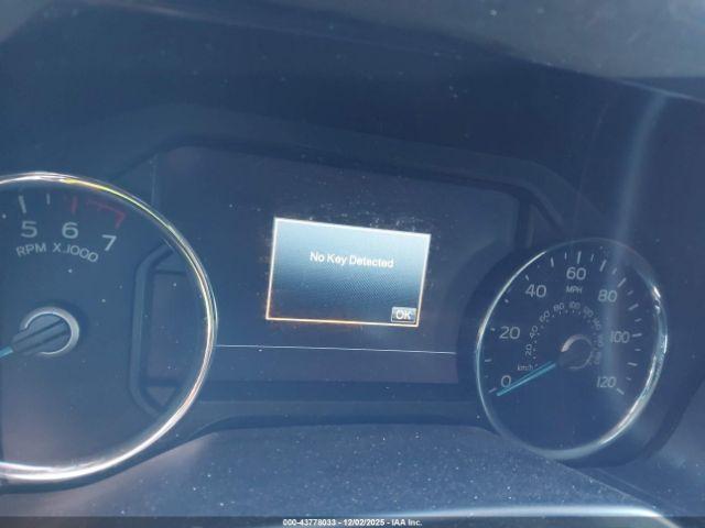 Ford F-150 Lariat Image 5