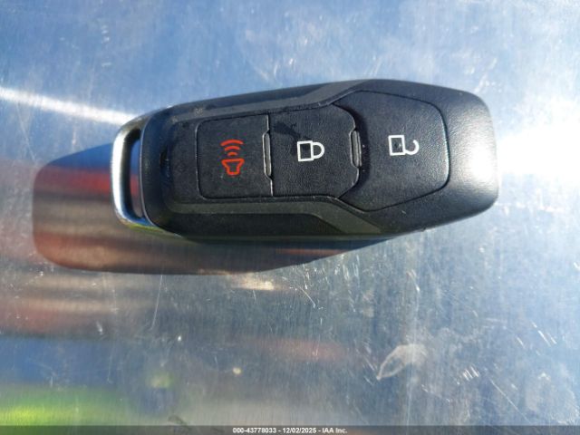 Ford F-150 Lariat Image 9