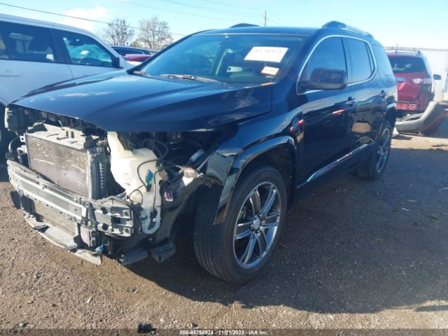GMC Acadia Denali Image 12