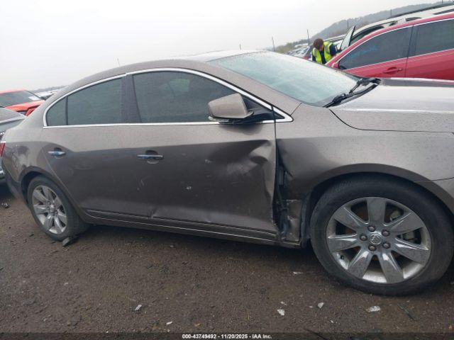 Buick LaCrosse Cxs Image 2