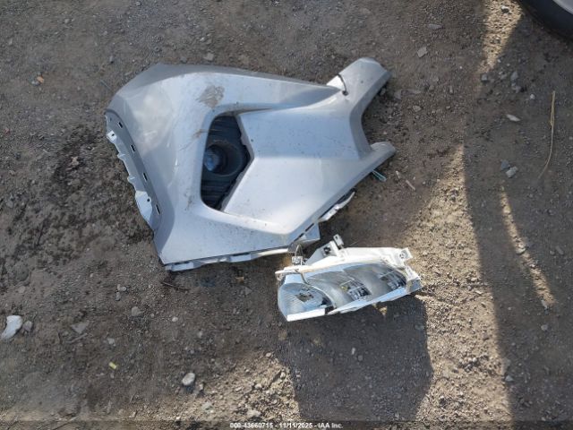 Toyota RAV4 Xle Premium Image 16