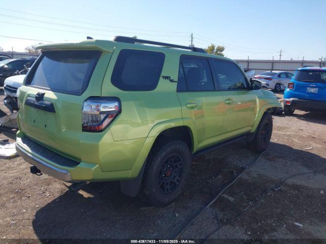 Toyota 4Runner Trd Off Road Premium Image 12