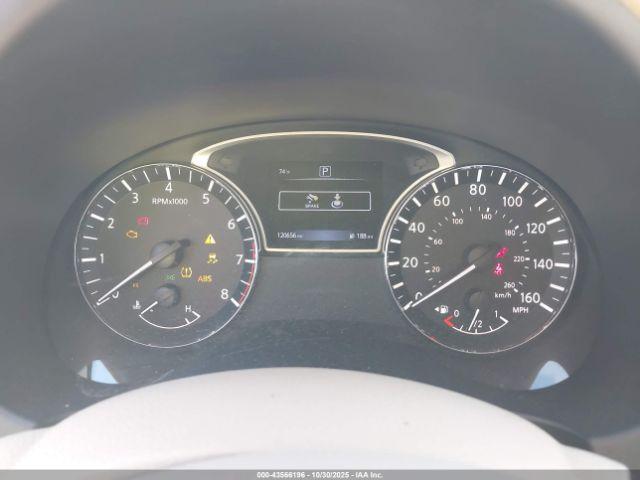 Nissan Altima 2.5 S Image 9