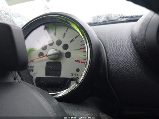 MINI Countryman Cooper S Image 15