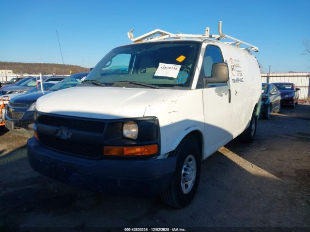 Chevrolet Express Work Van Image 8