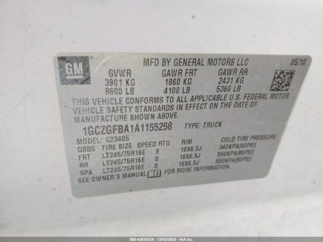 Chevrolet Express Work Van Image 7