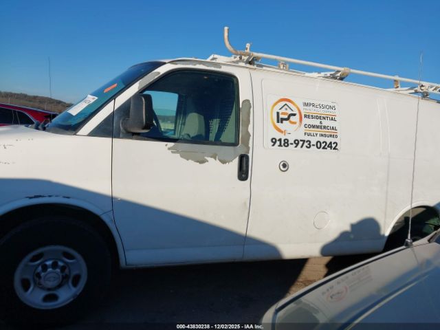 Chevrolet Express Work Van Image 16