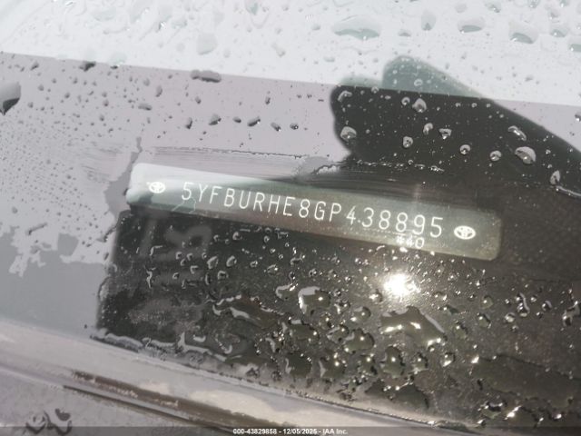 Toyota Corolla Le Image 7