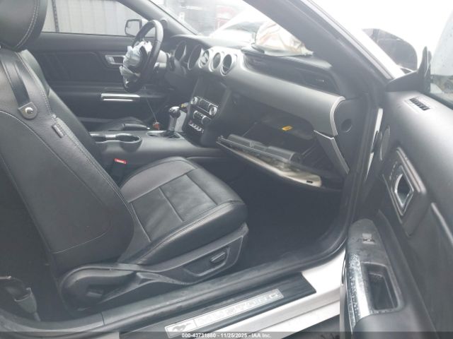 Ford Mustang Ecoboost Premium Fastback Image 6