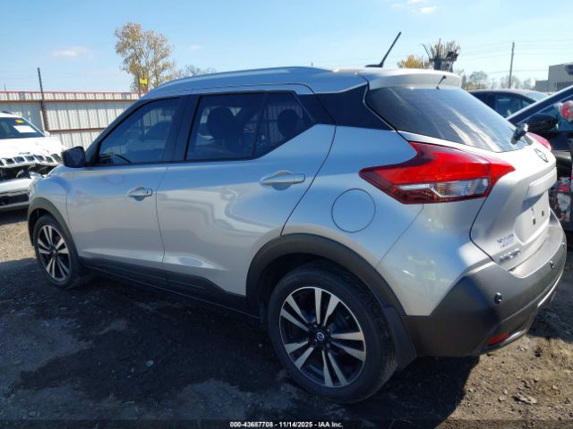 Nissan Kicks Sv Xtronic Cvt Image 9