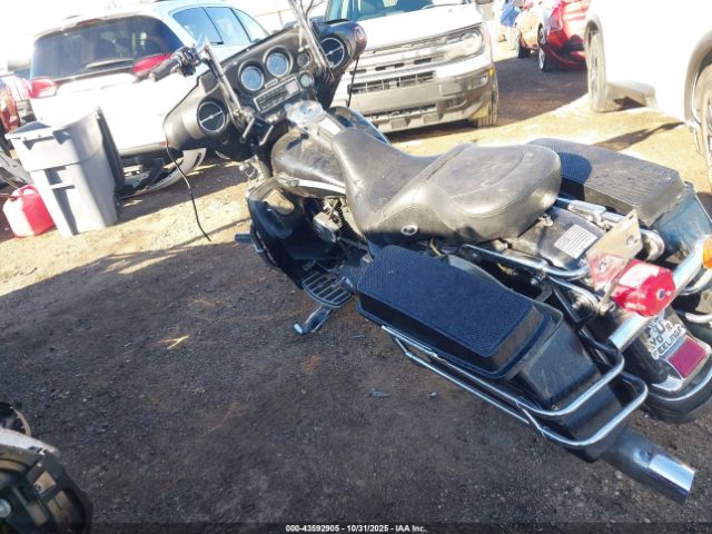 Harley-Davidson Flhtcui Image 12