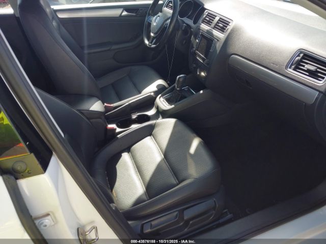 Volkswagen Jetta 1.4t Se Image 2