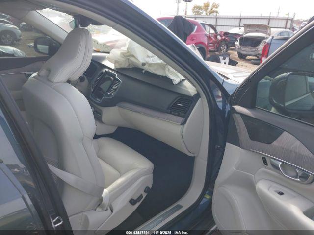 Volvo Xc90 Recharge Plug-in Hyb T8 Plus Bright Theme 7-seater Image 12