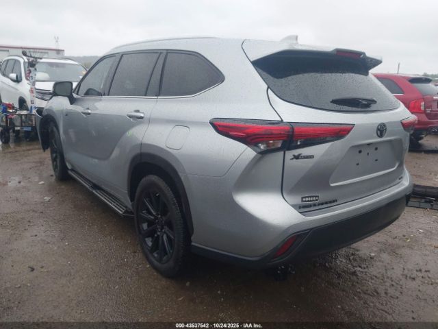 Toyota Highlander Xle Image 2